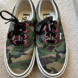 Vans Camo shoes. Women size 7.5 or Men 6.0